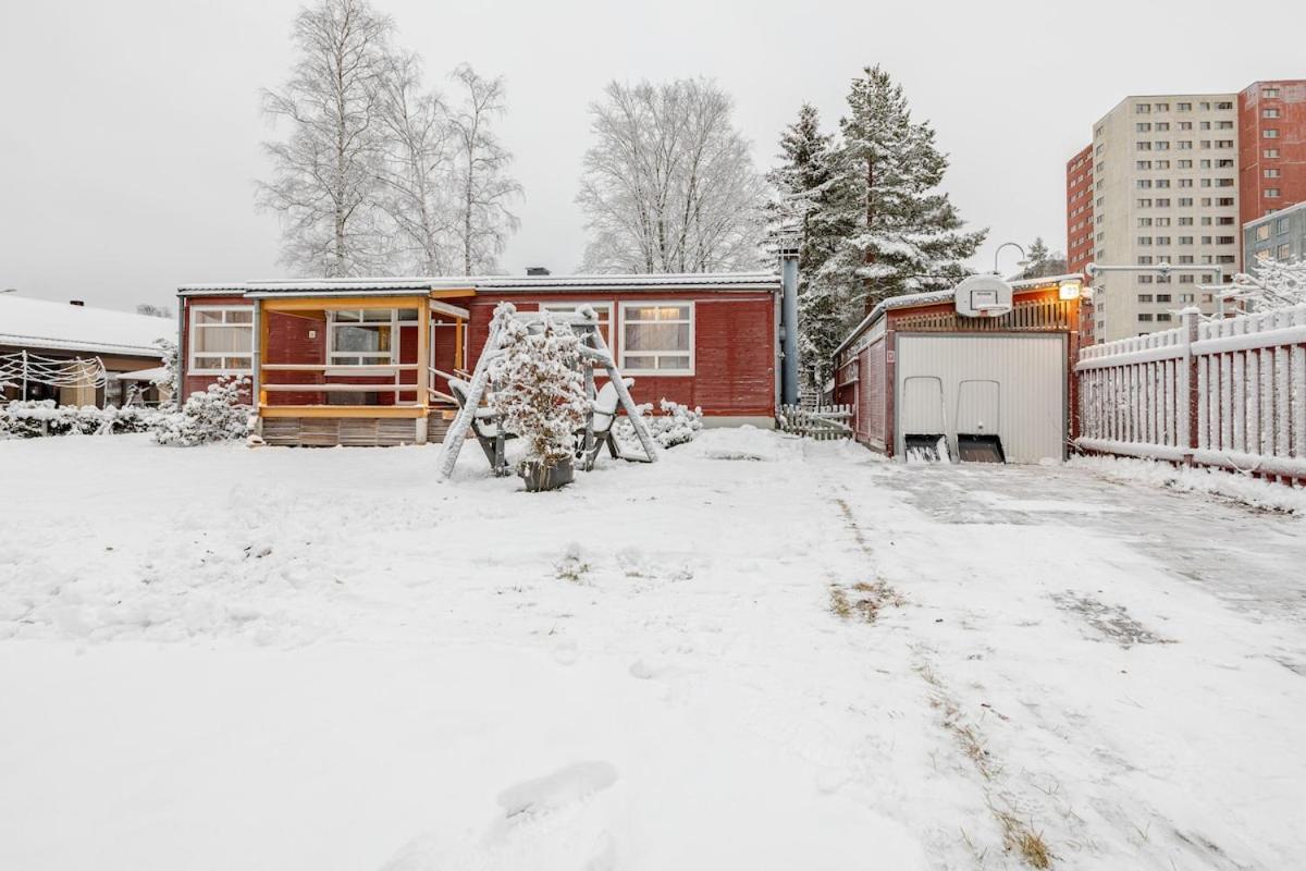 Bungalow House Flat In Rekola 33M2 Vantaa Exterior foto